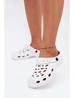 Dámské bílé pěnové pantofle model 22275286 - Boto Dámské bílé pěnové pantofle model 22275286 - Boto