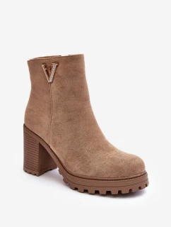 Dámské semišové boty na sloupku s ozdobou Bežové Strong