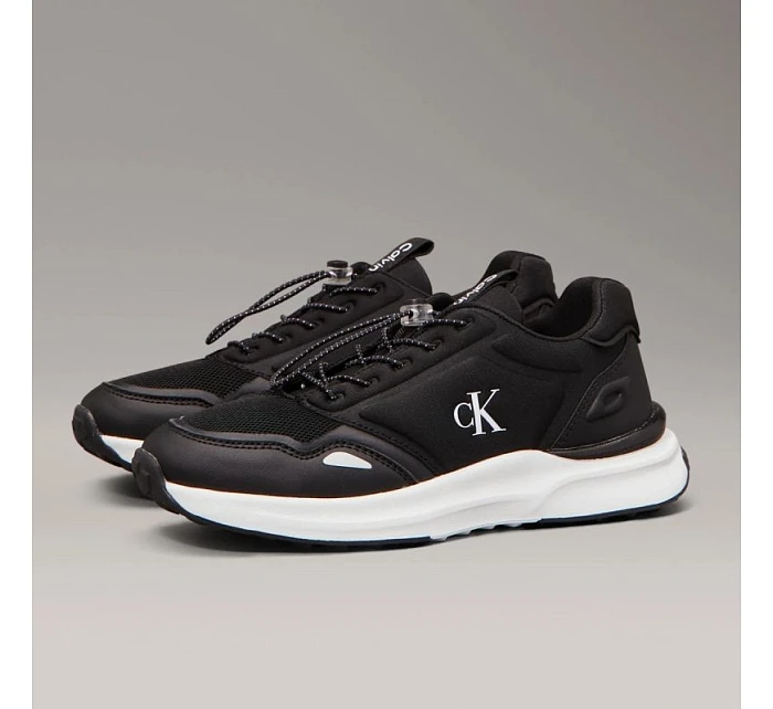 Calvin Klein dámské tenisky V3X9-83010-1464999 BLACK LOW CUT LACE-UP SNEAKERS