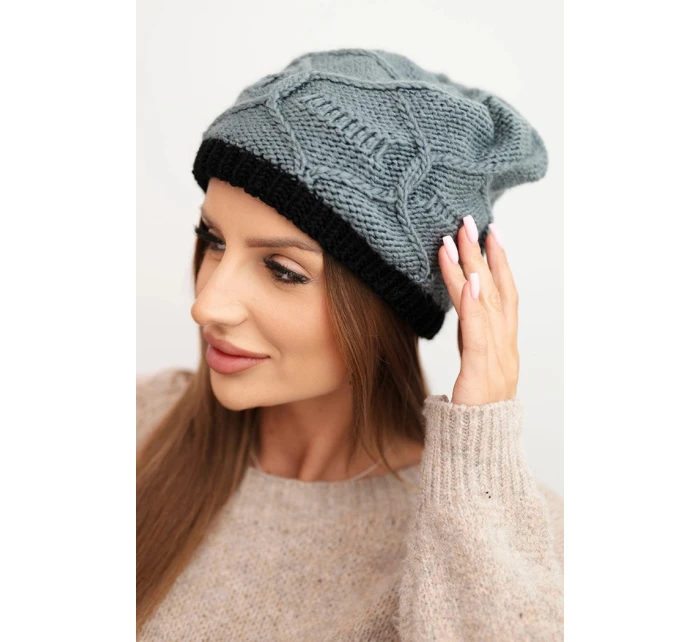 Dámská zimní čepice z vlny s vzorem šedá model 21782983 - K-Fashion Dámská zimní čepice z vlny s vzorem šedá model 21782983 - K-Fashion