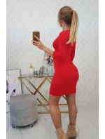 Přiléhavé šaty s výřezem pod prsy červené barvy Přiléhavé šaty s výřezem pod prsy červené barvy