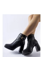 Boty na podpatku model 204725 Solea Boty na podpatku model 204725 Solea