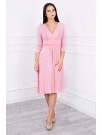 Šaty s průstřihem pod prsy pudrově růžové Šaty s průstřihem pod prsy pudrově růžové