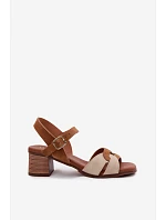 Kožené semišové dámské sandály na podpatku model 22149713 Béžové - Maciejka