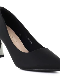 Černé ozdobné lodičky na podpatku Potocki NI41306