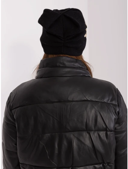 Čepice AT CZ 2329 1.85 černá a béžová Čepice AT CZ 2329 1.85 černá a béžová