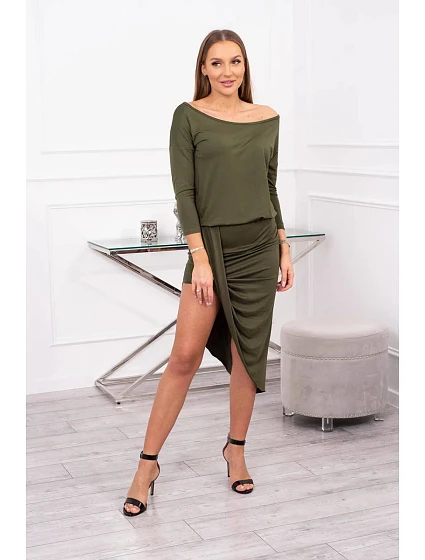 Asymetrické šaty s 3/4 rukávy v khaki barvě