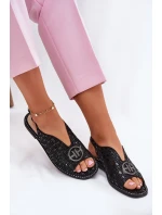 Kožené sandály na plochém podpatku s ozdobou model 21696723 černé - S.Barski