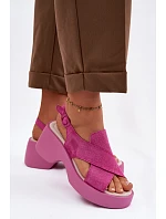 Kožené dámské sandály na platformě model 22101332 Fuchsiová - S.Barski Kožené dámské sandály na platformě model 22101332 Fuchsiová - S.Barski