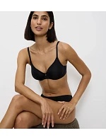 BODY MAKE-UP ESSENTIALS - Podprsenka s kosticemi — pocit „jako nic“ a neviditelný vzhled Triumph BODY MAKE-UP ESSENTIALS - Podprsenka s kosticemi — pocit „jako nic“ a neviditelný vzhled Triumph