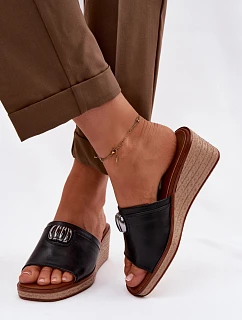 Dámské pantofle na platformě s   Černé model 22101421 - SERGIO LEONE