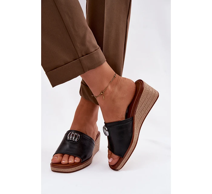 Dámské pantofle na platformě s imitací pletení Sergio Leone KL325 Černé