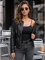 Dámská přiléhavá černá bunda z ekokůže FashionStreet TY5721