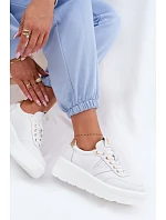 Kožené dámské tenisky na platformě model 22076967 bílé - VINCEZA Kožené dámské tenisky na platformě model 22076967 bílé - VINCEZA