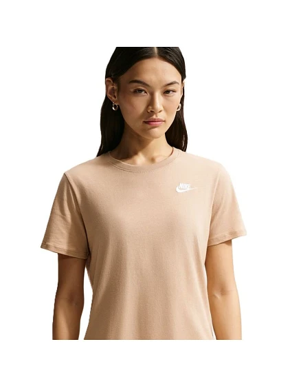 Dámské tričko Nike Sportswear Club Essentials DX7902-286 Dámské tričko Nike Sportswear Club Essentials DX7902-286