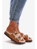 Dámské Pantofle S Přezkami A Kožíškem Camel model 21670224 - Boto