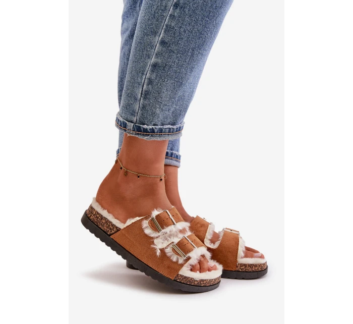 Dámské Pantofle S Přezkami A Kožíškem Camel model 21670224 - Boto