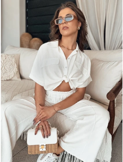 Dámská košile bílá Dstreet model 21977025 - FashionStreet Dámská košile bílá Dstreet model 21977025 - FashionStreet