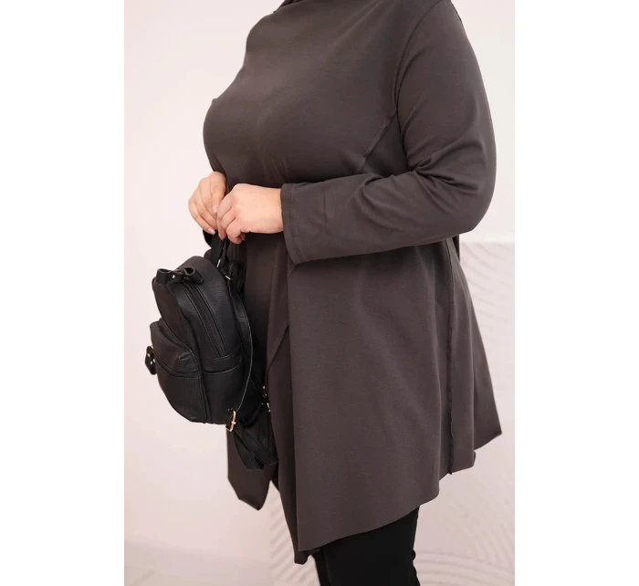 Dámská bavlněná blůza Plus Size asymetrická s model 21798695 rukávem grafitová - K-Fashion Dámská bavlněná blůza Plus Size asymetrická s model 21798695 rukávem grafitová - K-Fashion