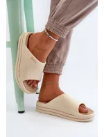 Dámské pantofle na platformě Big Star Béžová Dámské pantofle na platformě Big Star Béžová