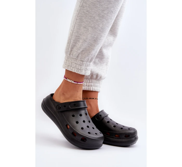 Dámské pěnové žabky černé model 21653138 - Boto Dámské pěnové žabky černé model 21653138 - Boto