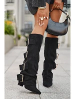 Dámské kozačky na podpatku s lemem a zlatými přezkami semiš černé model 21708844 - Boto