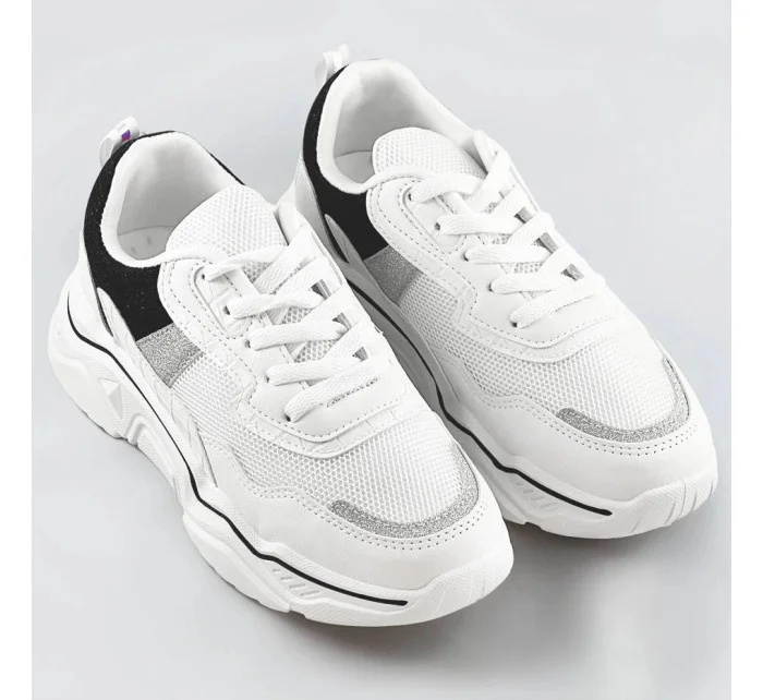 Bílo-černé dámské sneakersy s brokátovými vsadkami (LU-2) Bílo-černé dámské sneakersy s brokátovými vsadkami (LU-2)