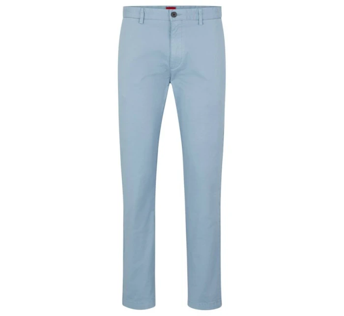Pánské dlouhé kalhoty Hugo Boss slim fit z elastického bavlněného gabardénu modré barvy (50468314-451) Pánské dlouhé kalhoty Hugo Boss slim fit z elastického bavlněného gabardénu modré barvy (50468314-451)