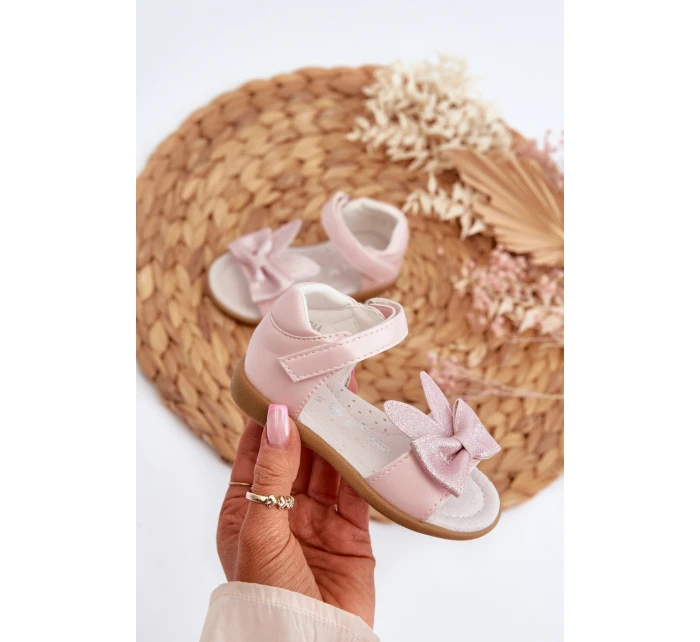 Dětské sandálky s zapínání na suchý zip, růžové model 21654179 - EVENTO