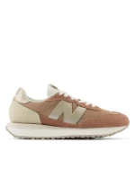 Boty W model 21167329 - New Balance