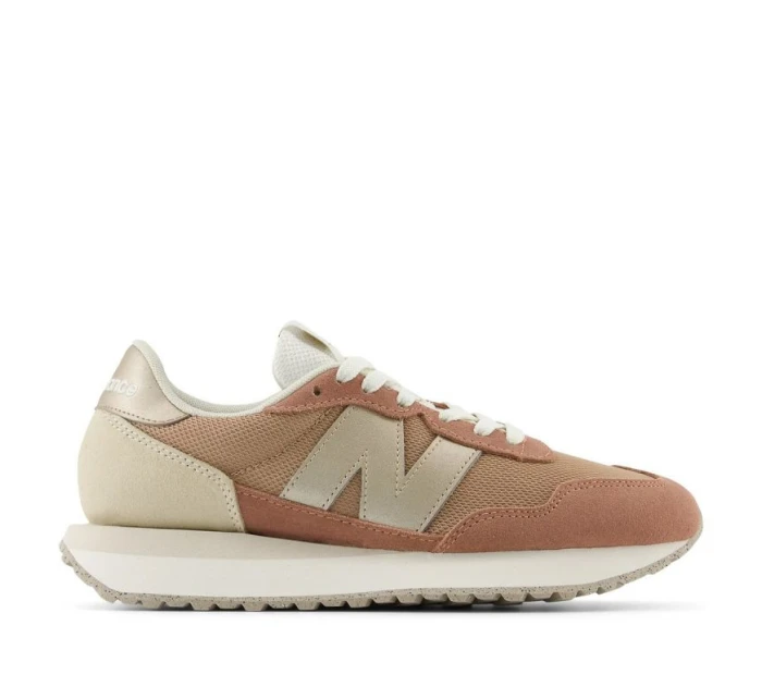 Boty W model 21167329 - New Balance