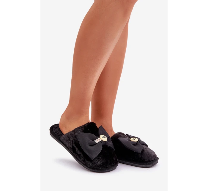 Dámské Pantofle S Kožíškem A Mašlí Černé model 21681843 - Boto Dámské Pantofle S Kožíškem A Mašlí Černé model 21681843 - Boto