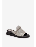 Dámské sandály na klínu s ozdobným páskem stříbrné Teriwes Dámské sandály na klínu s ozdobným páskem stříbrné Teriwes