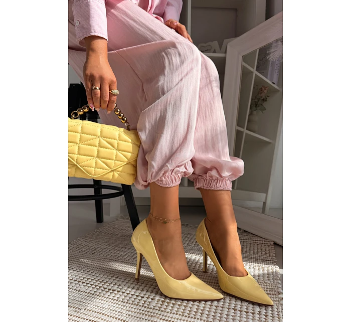 Klasické lakované lodičky z umělé kůže Žluté Odira