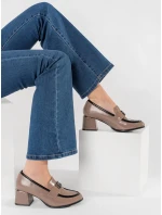 Moderní dámské polobotky na širokém podpatku Moderní dámské polobotky na širokém podpatku