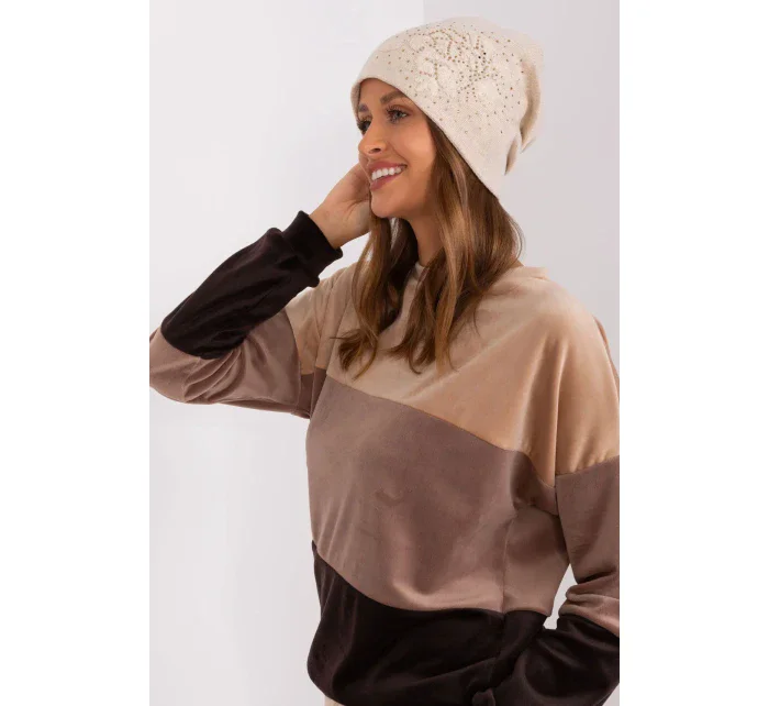 Čepice model 191109 AT Čepice model 191109 AT