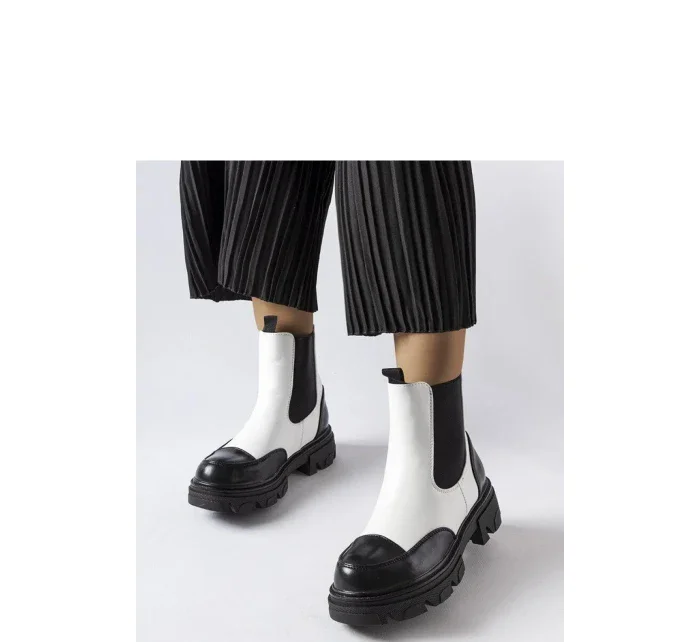 Boty model 206576 Solea Boty model 206576 Solea