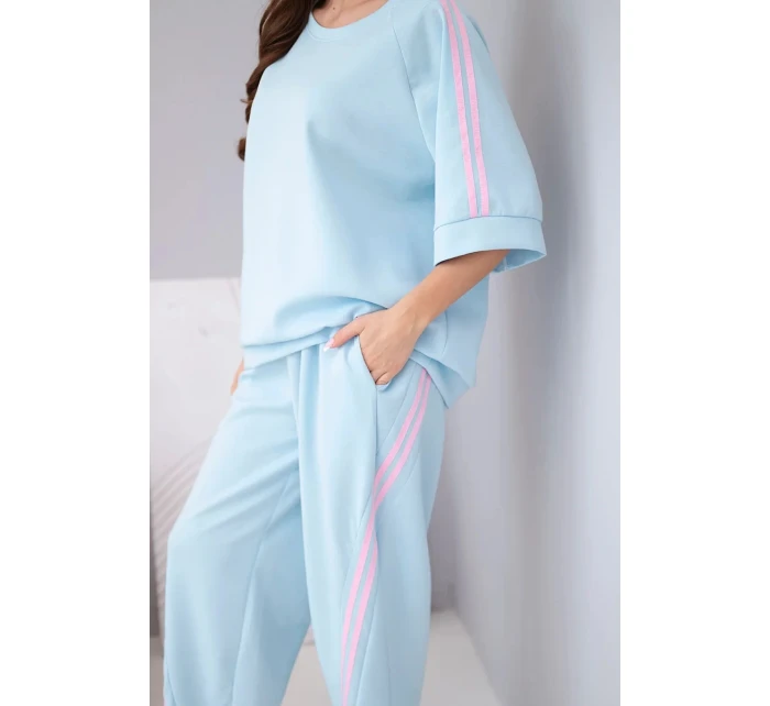 Dámský máslový komplet z model 22015426 mikina a kalhoty s lampasy modrý - K-Fashion Dámský máslový komplet z model 22015426 mikina a kalhoty s lampasy modrý - K-Fashion