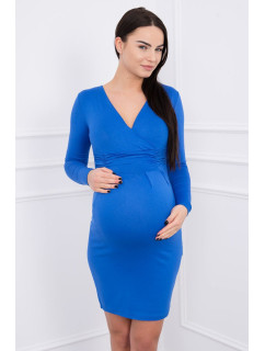 Přiléhavé šaty s výřezem pod prsy chrpově modré barvy