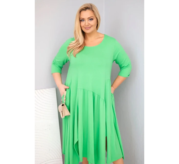 Dámské bavlněné šaty Plus Size s asymetrickým lemem světle zelená