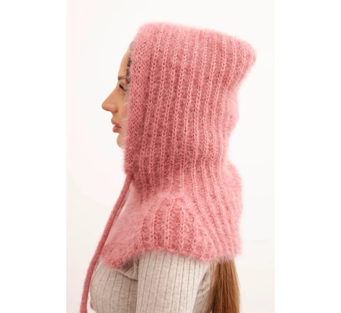 Dámská čepice s kapucí a jemným vzorem s tkaničkami tmavě růžová Dámská čepice s kapucí a jemným vzorem s tkaničkami tmavě růžová