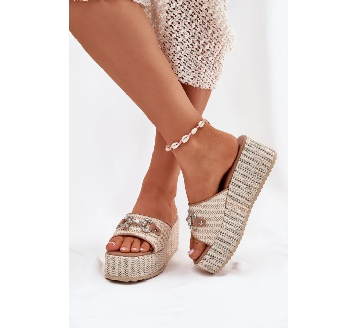 Dámské Pantofle Na Klínu S A Dekorací Béžové model 21698893 - Boto