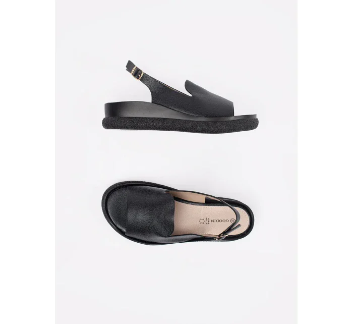 Designové  sandály černé dámské bez podpatku