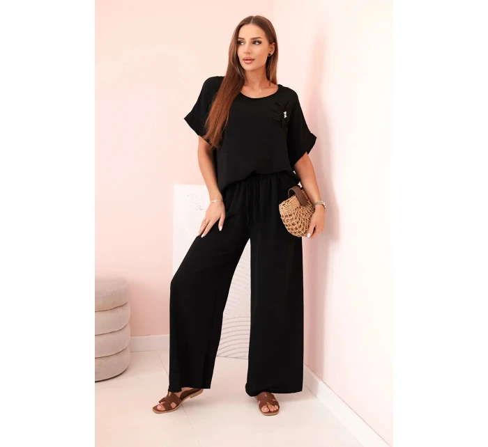 Dámský komplet z viskózy s ozdobným květem a širokými kalhotami - fuchsie černý