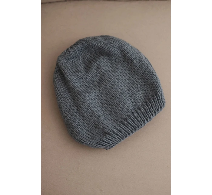 Dámská zimní čepice s ušima a žebrovaným vzorem K440 tmavě šedá