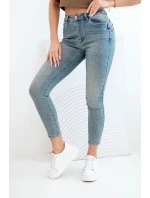 Dámské kalhoty M.sara s push-up efektem a středním pasem jeansové modré