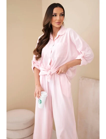 Dámský bavlněný komplet s košilí na zavazování a širokými nohavicemi pudrově růžová Dámský bavlněný komplet s košilí na zavazování a širokými nohavicemi pudrově růžová