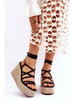 Kožené sandály na klínu Černé model 21614671 - Boto Kožené sandály na klínu Černé model 21614671 - Boto