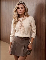 Sweter damski z apaszką beżowy FashionStreet MY2672 Sweter damski z apaszką beżowy FashionStreet MY2672