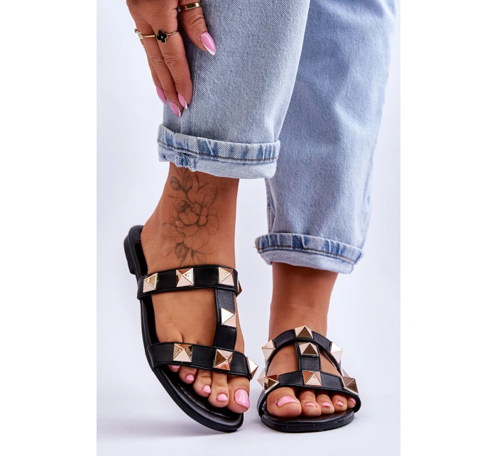 Dámské pantofle s velkými cvočky Černá model 21617996 - Boto Dámské pantofle s velkými cvočky Černá model 21617996 - Boto